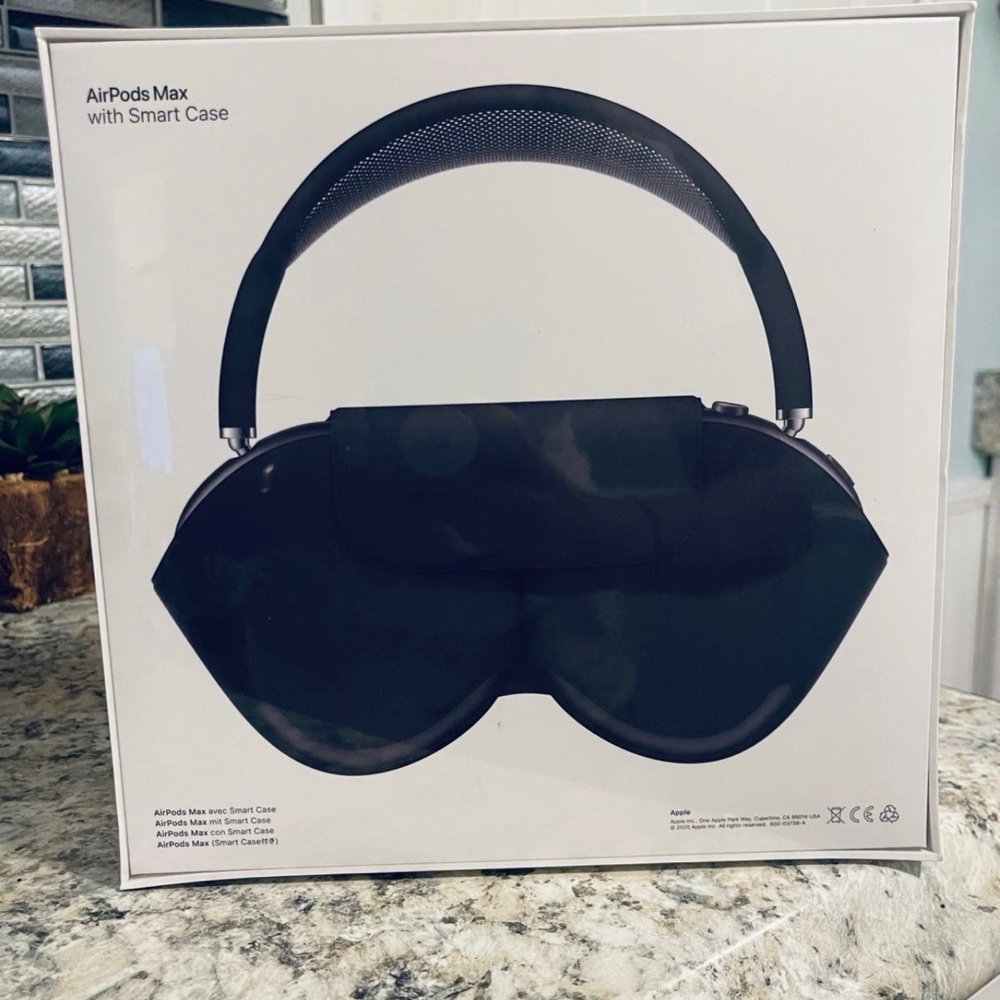 UNOPENED AUTHENTIC APPLE AIRPOD PRO MAX HEADPHONES